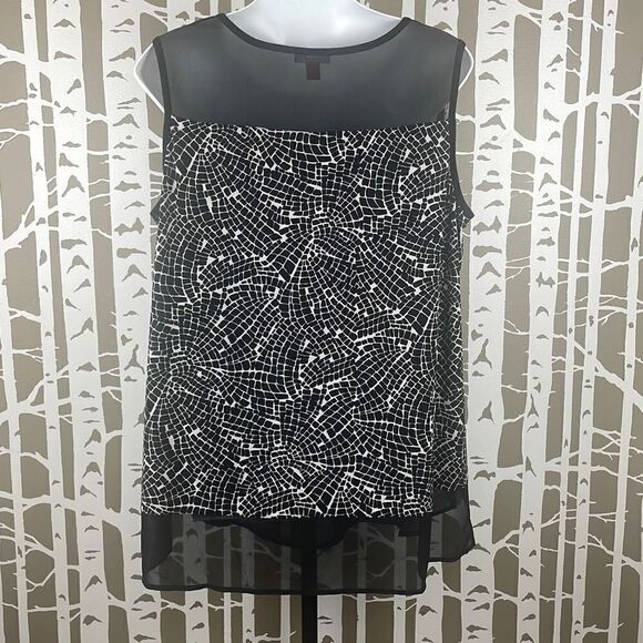 Vince Camuto Mosaic Print Sleeveless Top 1X - Picture 4 of 10